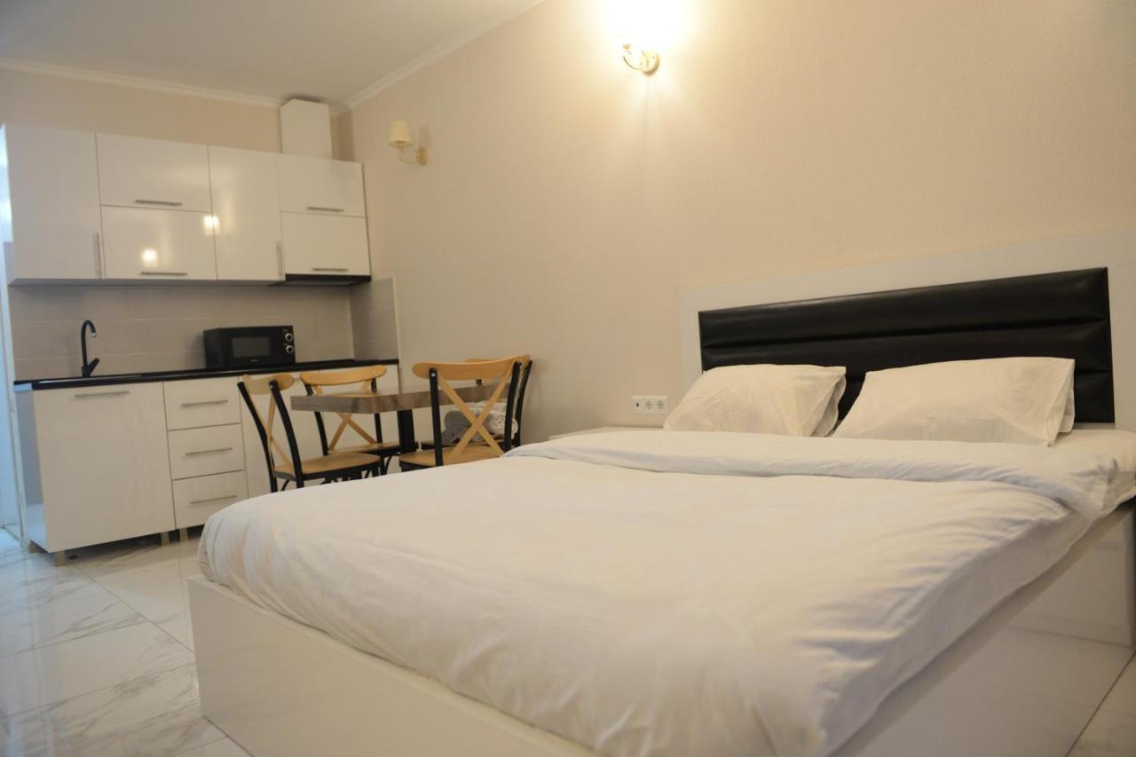Black Sea Towers Batumi Ngoại thất bức ảnh